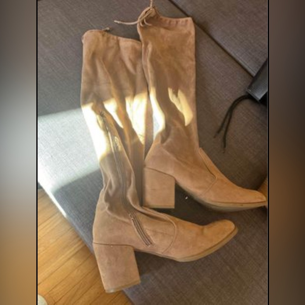 Tan Knee High Heeled Boots
